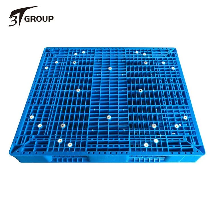 Grote stapelbare kunststof pallet